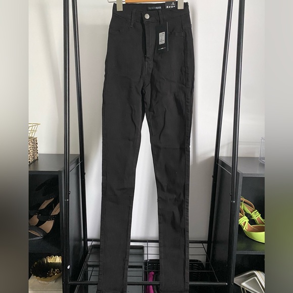 Fashion Nova High Waisted Black Jeans - Picture 3 of 3